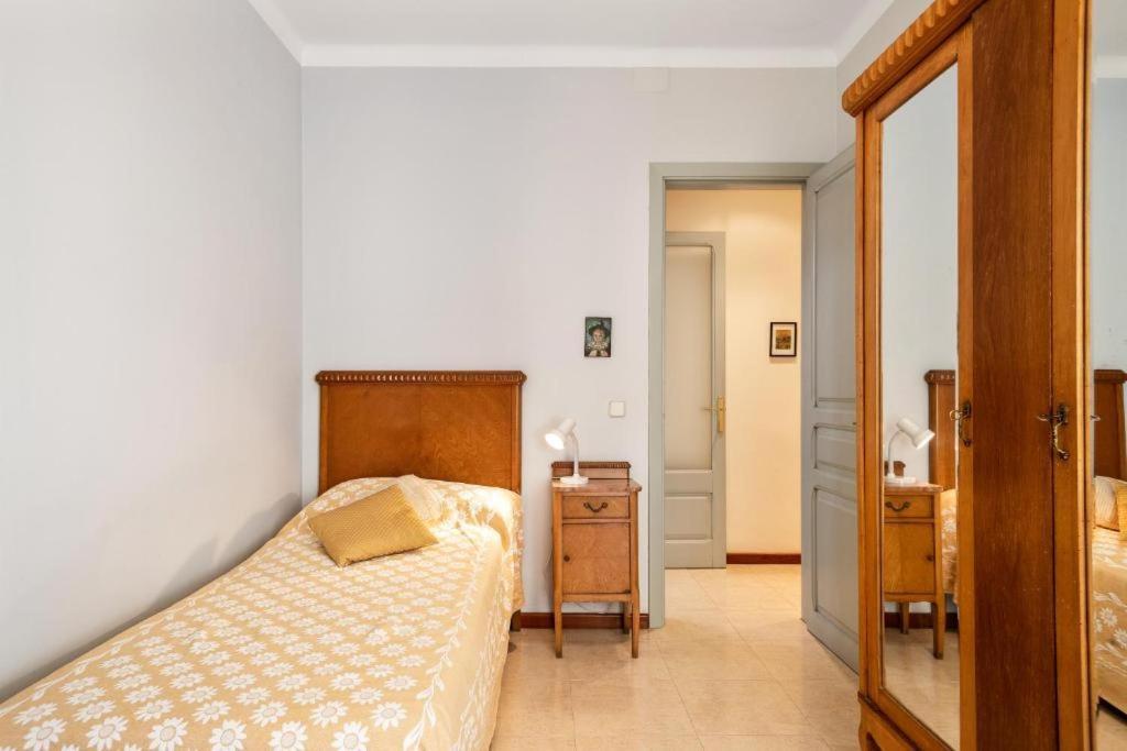 Figueres Old Town Apartment Exteriör bild